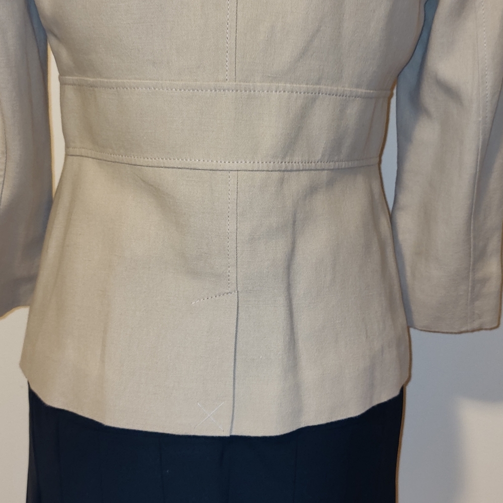 Tory Burch Elegant Beige Women's Jacket - Picture 9 of 16